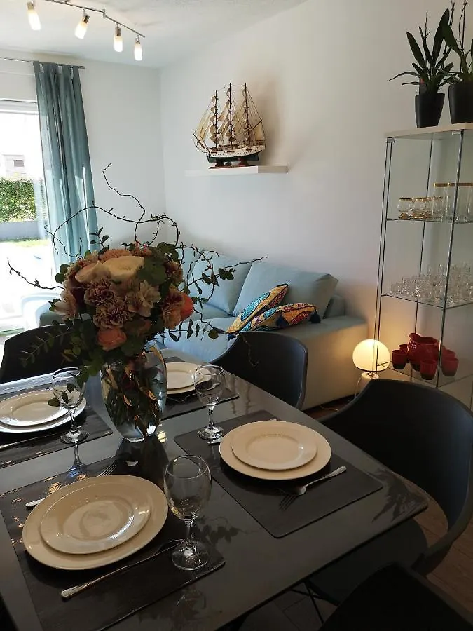 The Cube, Luxury Villa With Private Pool Kastela