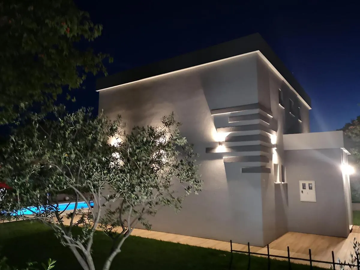 The Cube, Luxury Villa With Private Pool Kastela Croatia