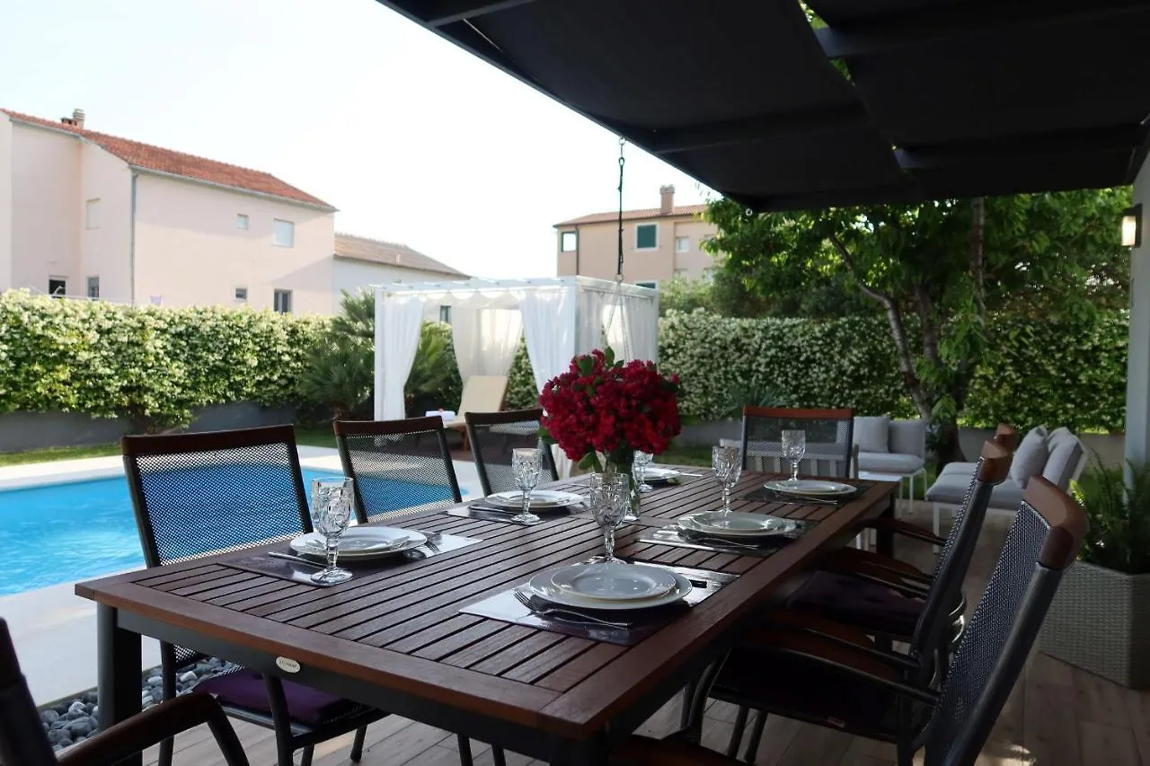 The Cube, Luxury Villa With Private Pool Kastela Croatia