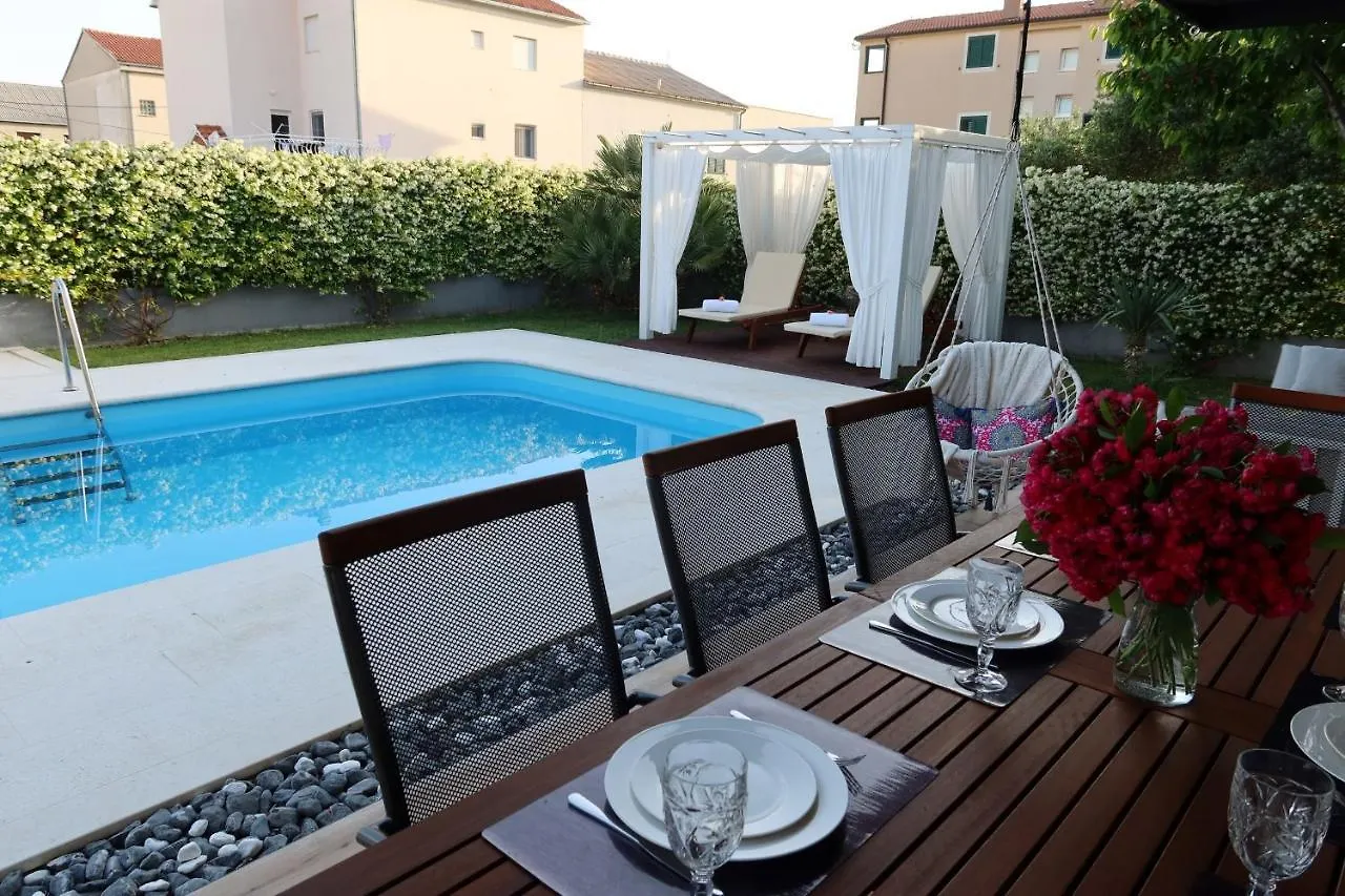 The Cube, Luxury Villa With Private Pool Kastela Croatia