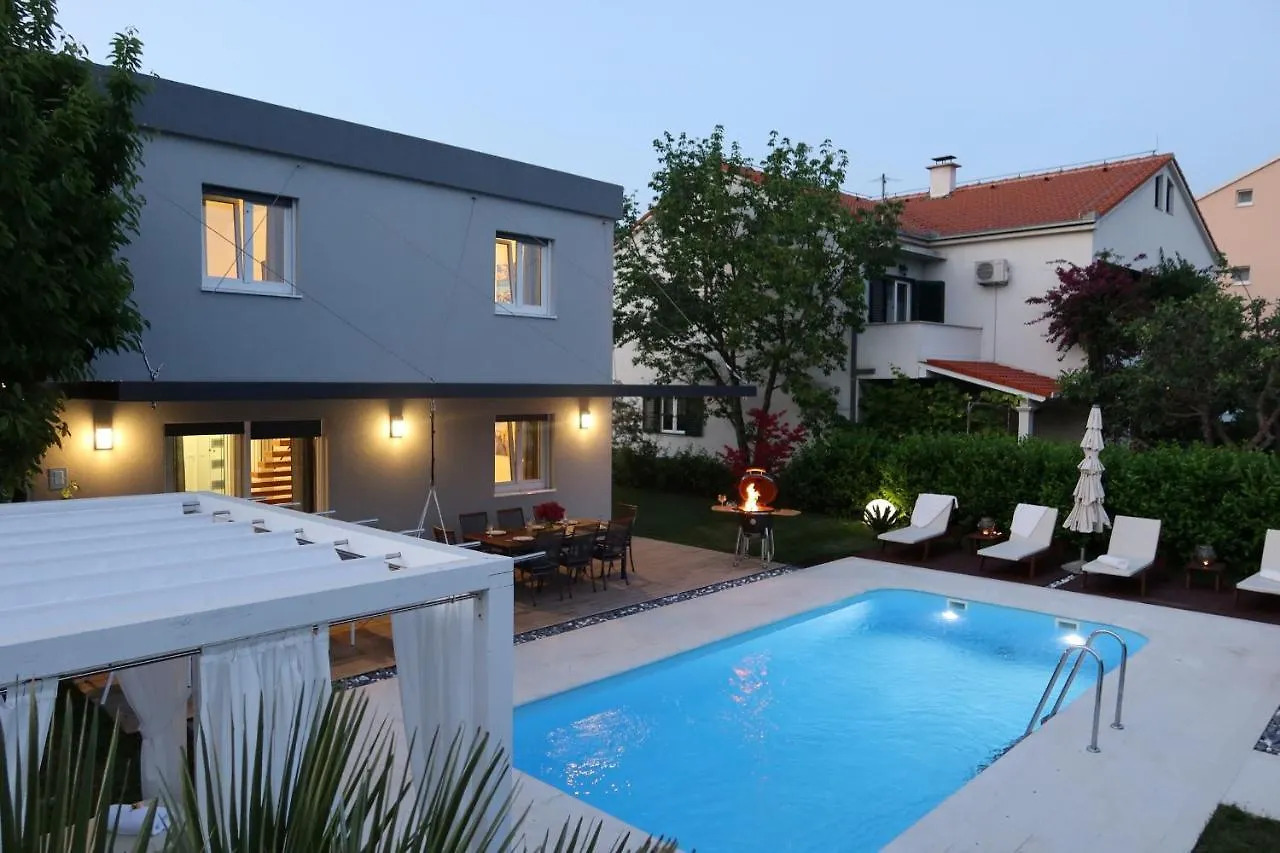 The Cube, Luxury Villa With Private Pool Kastela Croatia