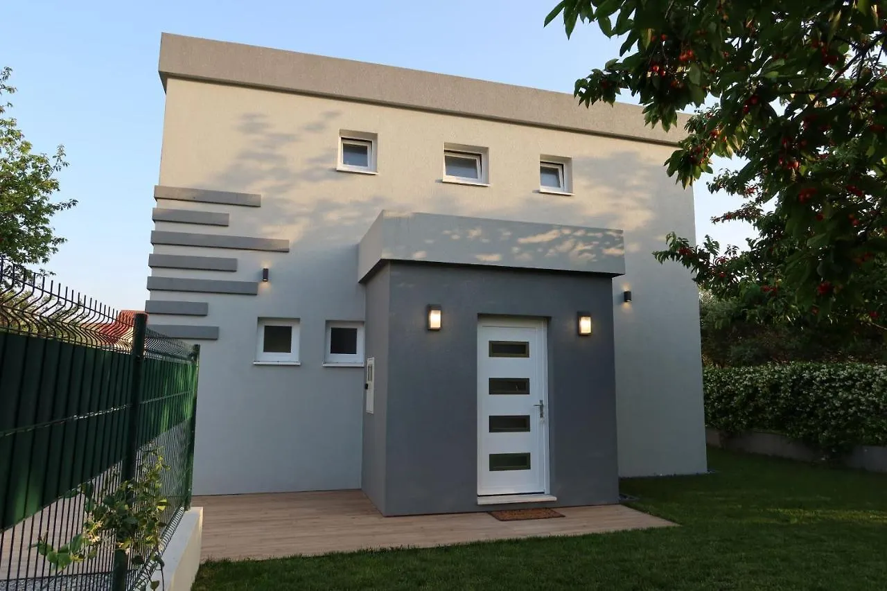 The Cube, Luxury Villa With Private Pool Kastela Croatia